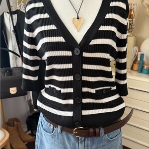 Black & White Striped Button-Front V-Neck Cardigan